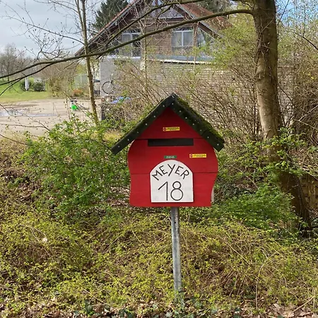 Meyer Im Moor بيت للعطل Grasberg